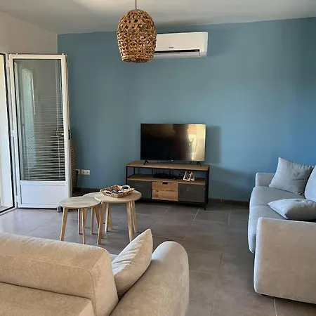 Patrimonio, Maison Climatisee Avec Piscine Privee