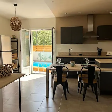 Patrimonio, Maison Climatisee Avec Piscine Privee *